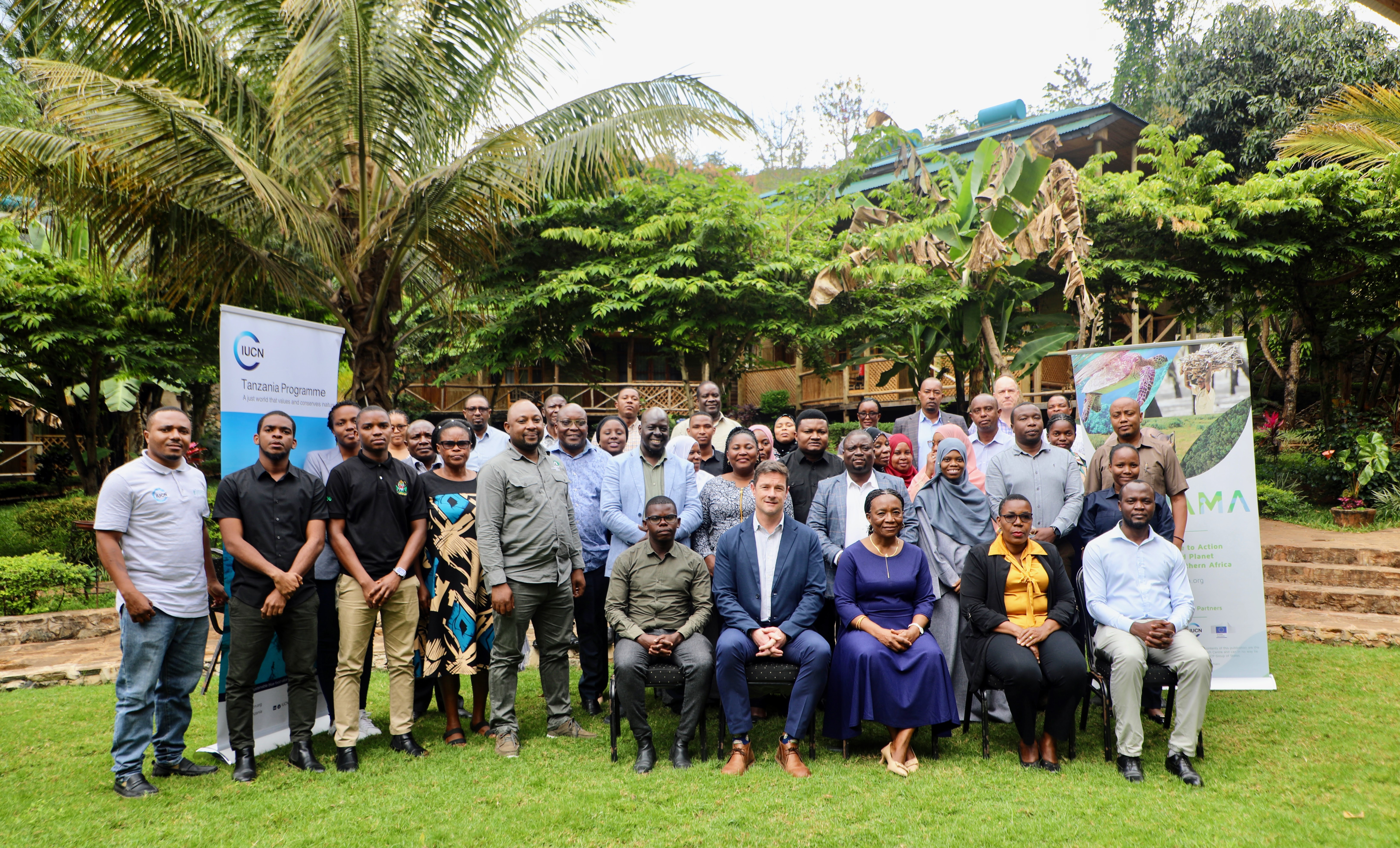 participants group photo